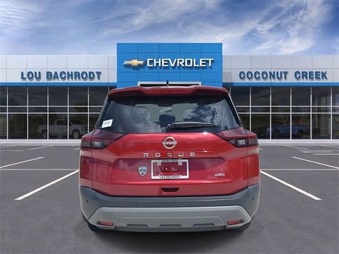 Used 2023 Nissan Rogue S image 29