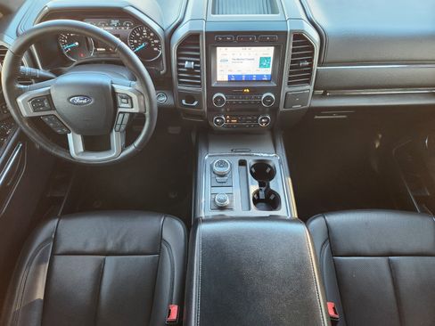 Used 2021 Ford Expedition Max XLT image 26