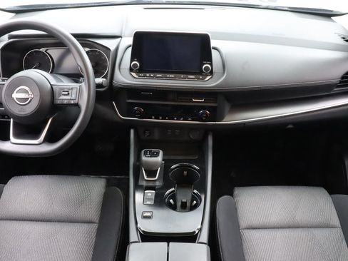 Used 2024 Nissan Rogue SV FWD image 21