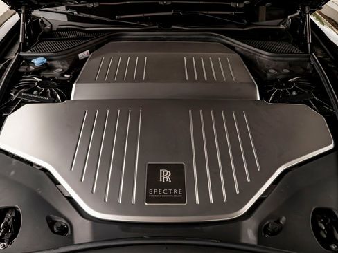 Certified 2024 Rolls-Royce Spectre w/ Spectre Launch Package AWD/4WD image 29