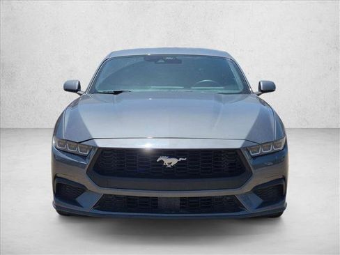 Used 2024 Ford Mustang Coupe RWD image 2