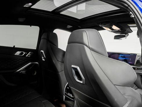 Used 2024 BMW X6 M Competition image 54