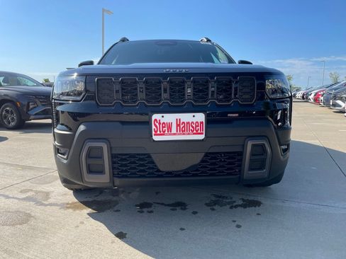 New 2026 Jeep Cherokee Laredo AWD/4WD image 9
