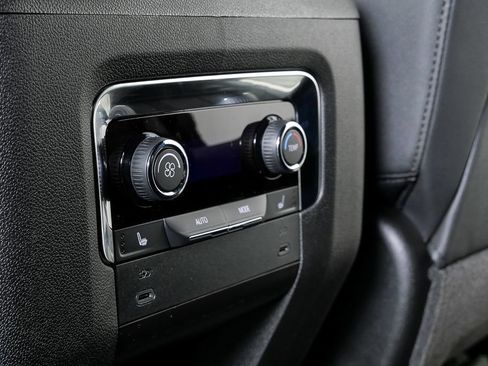 New 2026 Chevrolet Tahoe LT image 20