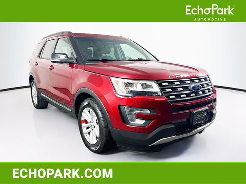 Used 2017 Ford Explorer XLT w/ Class II Trailer Tow Package FWD image 1