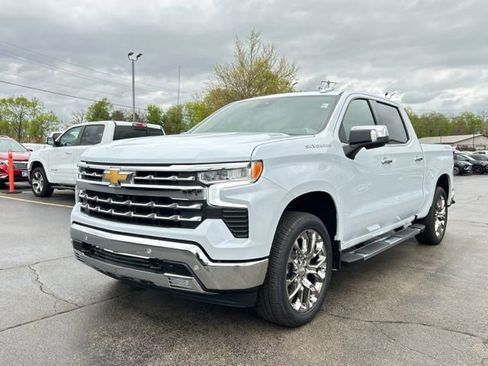 New 2026 Chevrolet Silverado 1500 LTZ w/ LTZ Premium Package AWD/4WD image 5