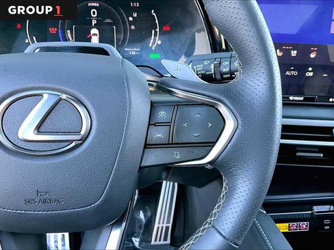 Used 2024 Lexus RX 500h F Sport w/ Convenience Package image 25