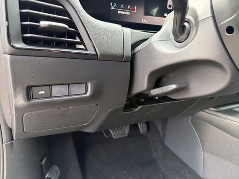 New 2026 Nissan Sentra SV w/ Floor Mat Package FWD image 17