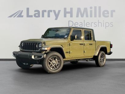 New 2025 Jeep Gladiator Sport