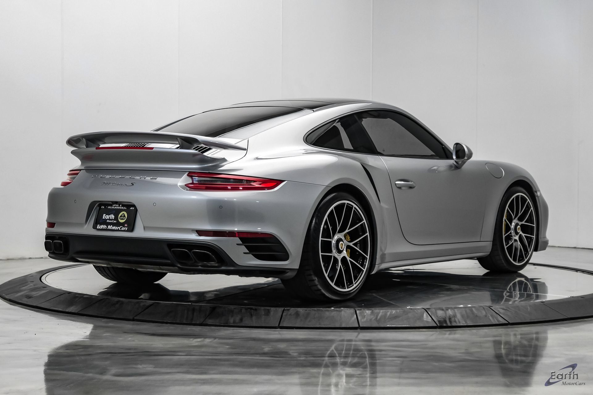 Used 2017 Porsche 911 Turbo S AWD/4WD image 16