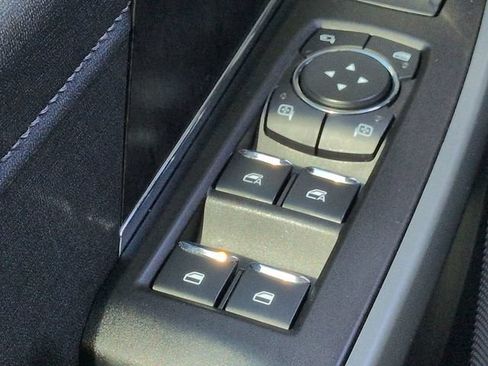 Used 2024 Ford F250 Lariat w/ Lariat Ultimate Package AWD/4WD image 25