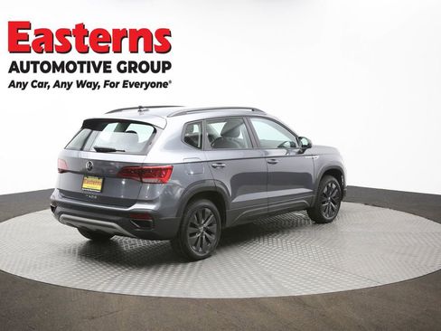 Used 2024 Volkswagen Taos S image 39