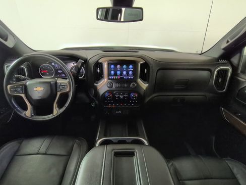 Certified 2022 Chevrolet Silverado 1500 High Country AWD/4WD image 18