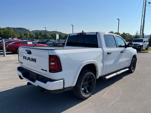 Used 2025 RAM 1500 Big Horn AWD/4WD image 4