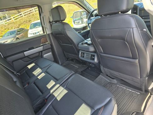 Used 2024 Ford F250 Lariat w/ Lariat Ultimate Package image 28