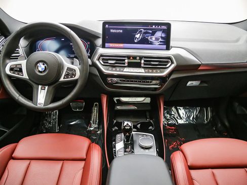 Certified 2024 BMW X4 xDrive30i w/ Premium Package AWD/4WD image 13