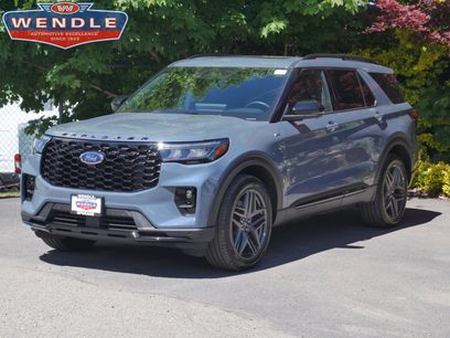 Certified 2025 Ford Explorer ST-Line w/ Premium Package