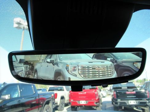New 2026 GMC Yukon Denali w/ Denali Reserve Package AWD/4WD image 29