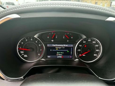 Used 2025 Chevrolet Blazer LT AWD/4WD image 9