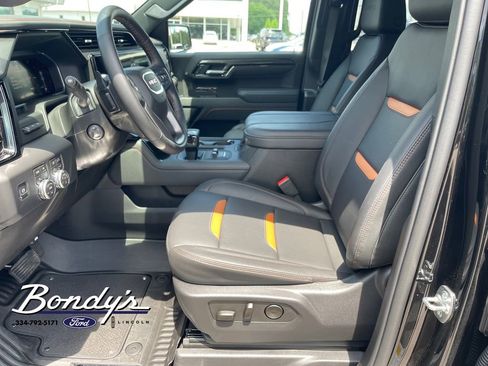 Used 2026 GMC Sierra 1500 AT4 w/ AT4 Premium Package AWD/4WD image 10