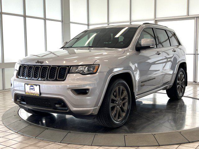 Used 2017 Jeep Grand Cherokee Limited 75th Anniversary AWD/4WD image 3