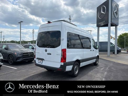 Used 2025 Mercedes-Benz Sprinter 2500 image 4
