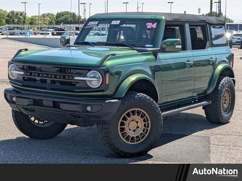 Used 2024 Ford Bronco Outer Banks image 1