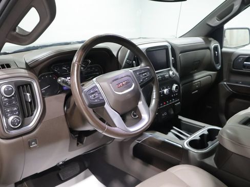 Used 2022 GMC Sierra 1500 SLT AWD/4WD image 16