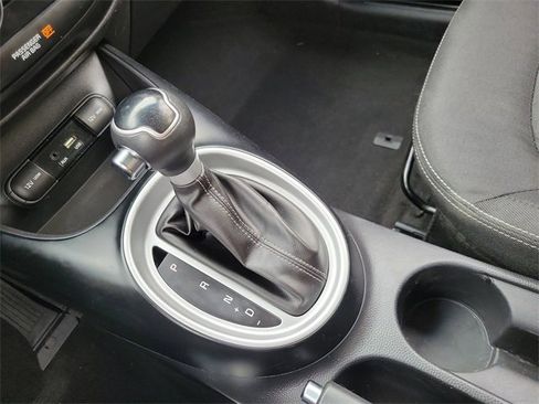 Used 2019 Kia Soul + image 20