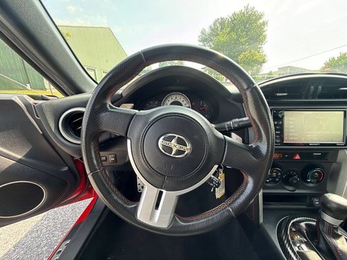 Used 2016 Scion FR-S RWD image 18