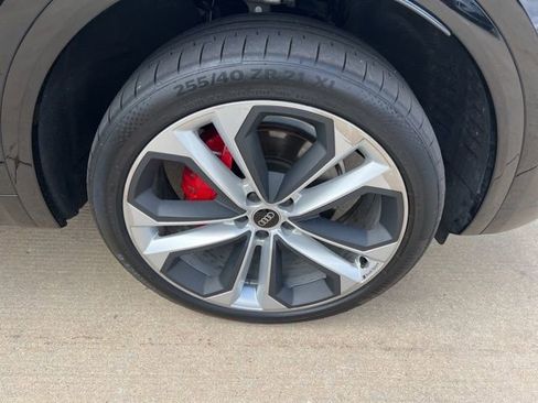 Used 2025 Audi Q5 2.0T Premium Plus w/ Premium Plus Package image 16