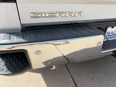 Used 2018 GMC Sierra 1500 SLT AWD/4WD image 36