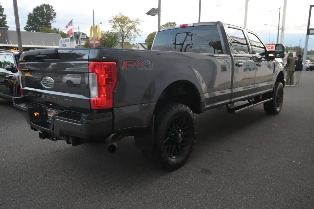 Used 2019 Ford F350 Lariat w/ Lariat Ultimate Package AWD/4WD image 5