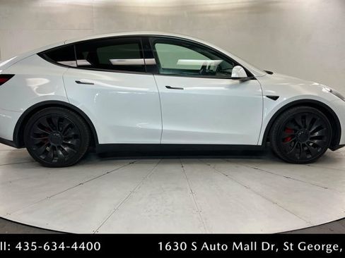 Used 2023 Tesla Model Y Performance AWD/4WD image 6