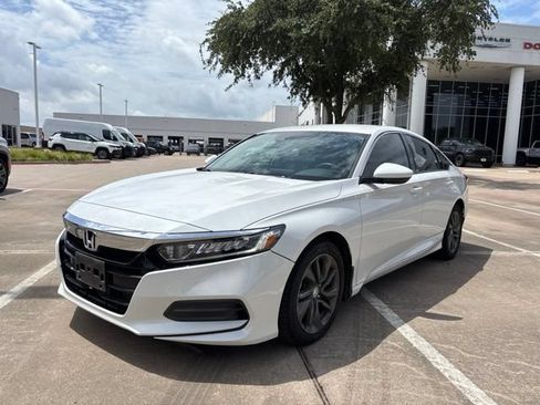 Used 2019 Honda Accord LX image 3