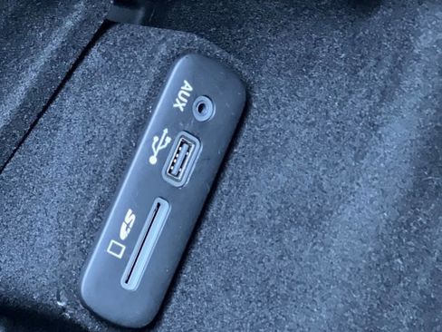 Used 2015 Dodge Charger SXT RWD image 20
