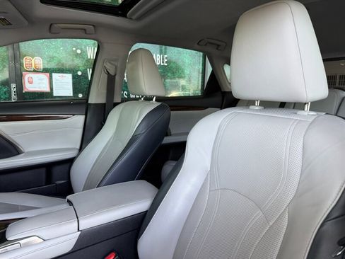 Used 2019 Lexus RX 350 FWD w/ Navigation Package image 18