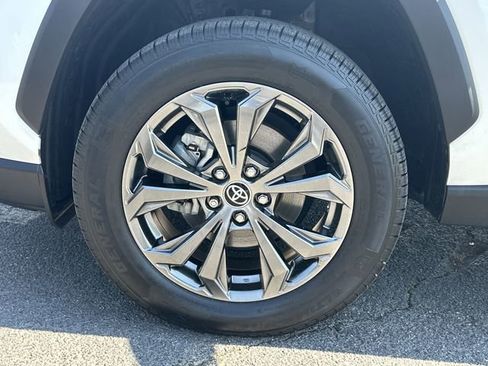 Used 2023 Toyota RAV4 Limited image 22