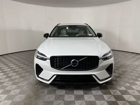 Certified 2024 Volvo XC60 T8 Plus w/ Protection Package Premier image 14