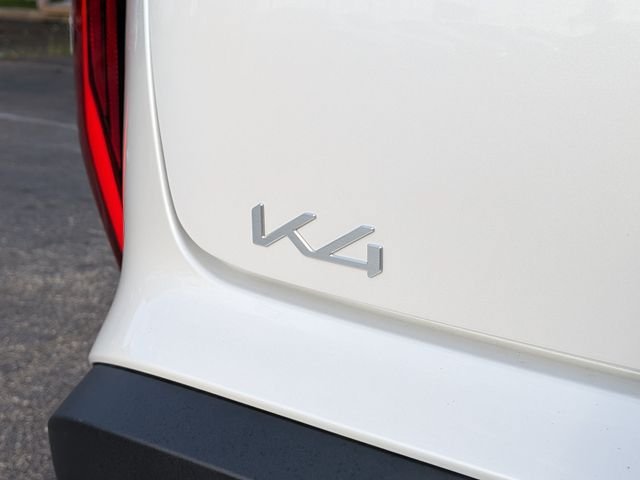 New 2026 Kia K4 FWD image 13