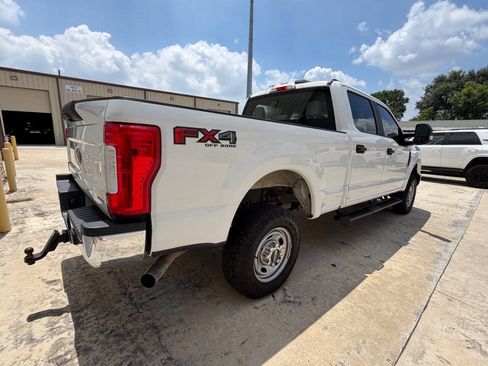 Used 2019 Ford F250 XL w/ Power Equipment Group AWD/4WD image 6