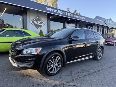 Used 2018 Volvo V60 T5 Cross Country w/ Convenience Package