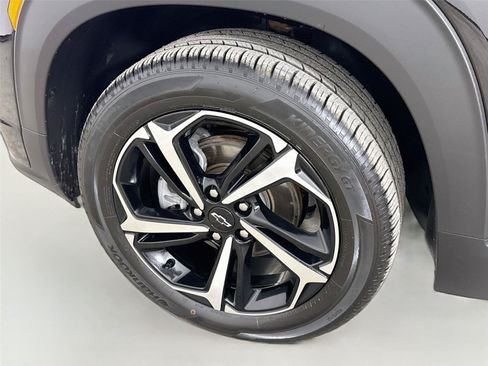 Used 2023 Chevrolet TrailBlazer RS w/ Convenience Package AWD/4WD image 30