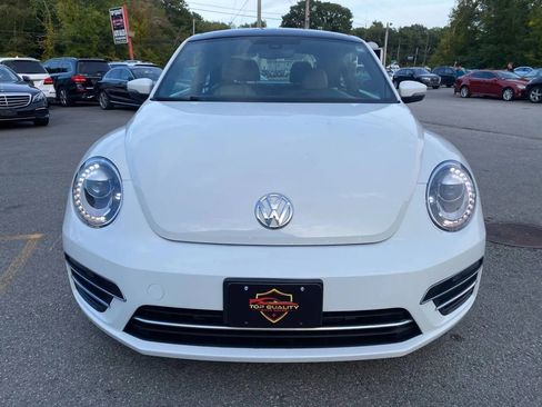 Used 2018 Volkswagen Beetle 2.0T Coast image 3