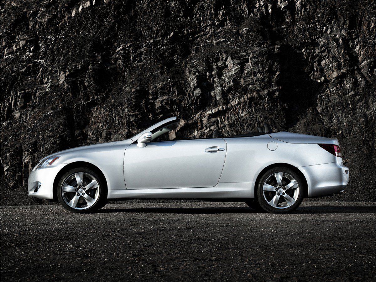 Used 2011 Lexus IS 350C w/ Luxury Pkg RWD image 1