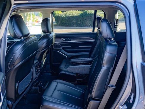 Used 2021 Jeep Grand Cherokee L Limited image 51