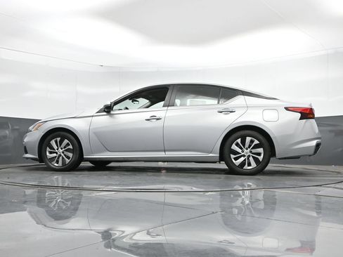 Used 2021 Nissan Altima 2.5 S FWD image 42