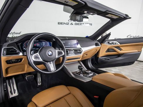 Used 2023 BMW M440i Convertible w/ Premium Package image 25