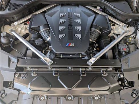 New 2026 BMW X6 M60i w/ Parking Assistance Package image 17