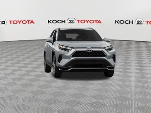 New 2025 Toyota RAV4 SE image 20
